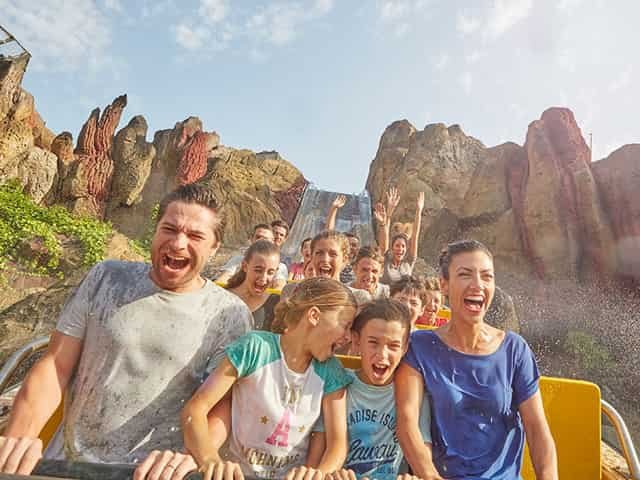 1 día en PortAventura Park y Ferrari Land para 2 adultos y 2 júnior