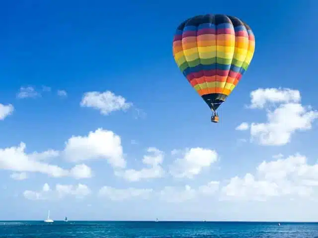 Paseo en globo por la Costa Brava y desayuno