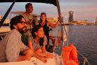 Experiencia en barco al atardecer desde Port Vell en Barcelona