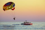Actividad Acuática y Paracaídas en Gran Canaria con Parasailing