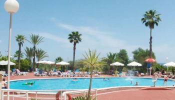 Hotel en Torrevieja ¡Oferta a primera linea de mar! Pensión completa y 1 niño gratis
